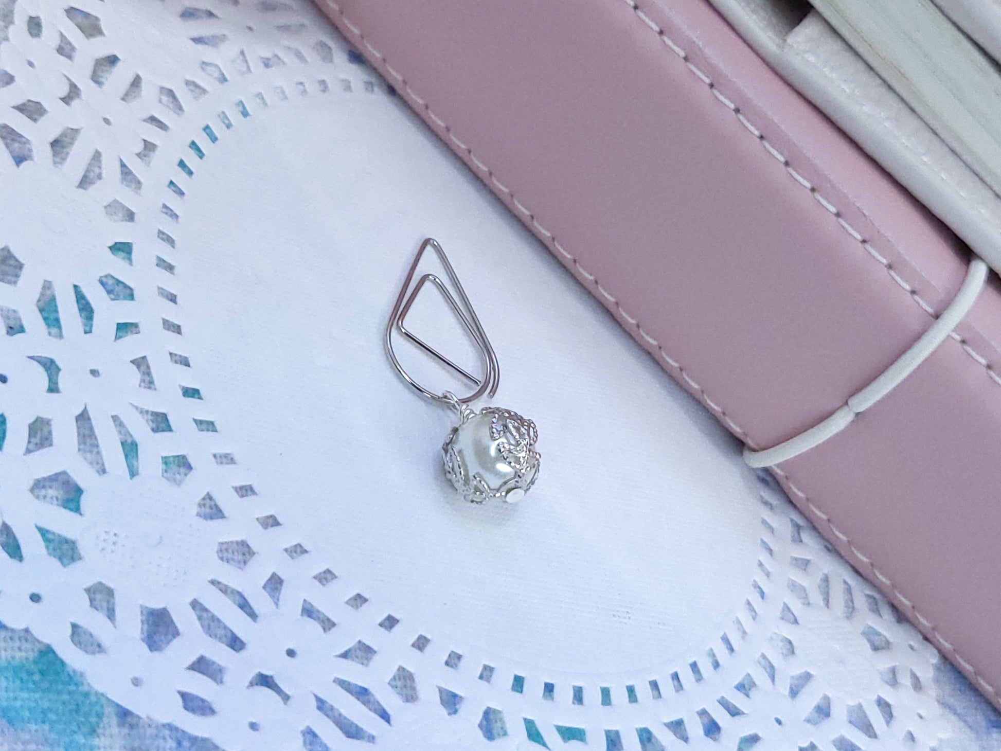 Charmed Paperclip - Pearl