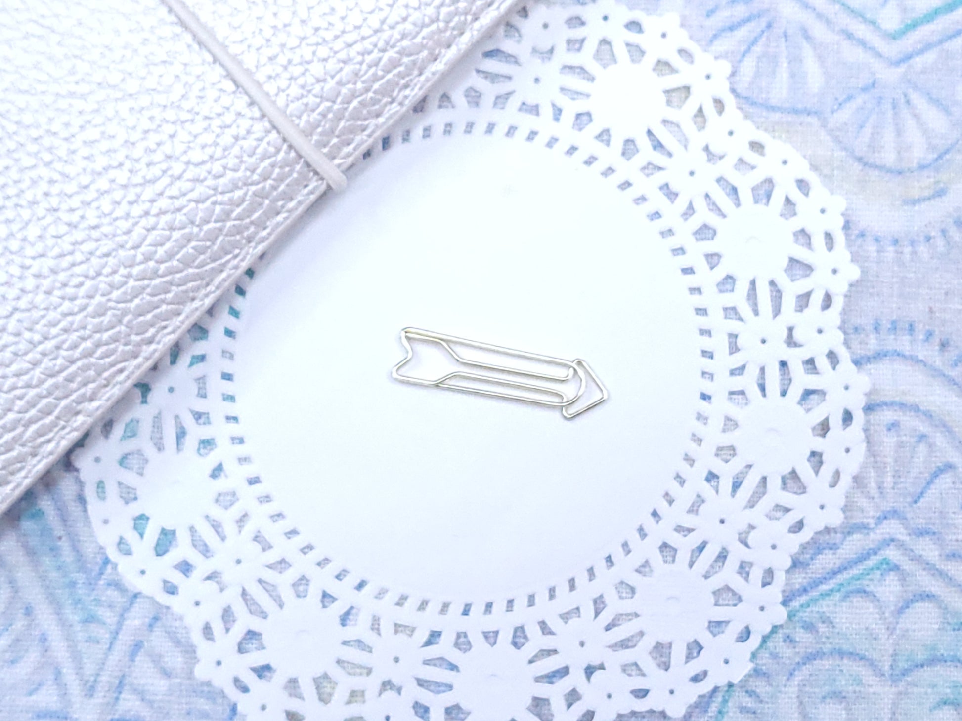 Shaped Paperclips - Arrow