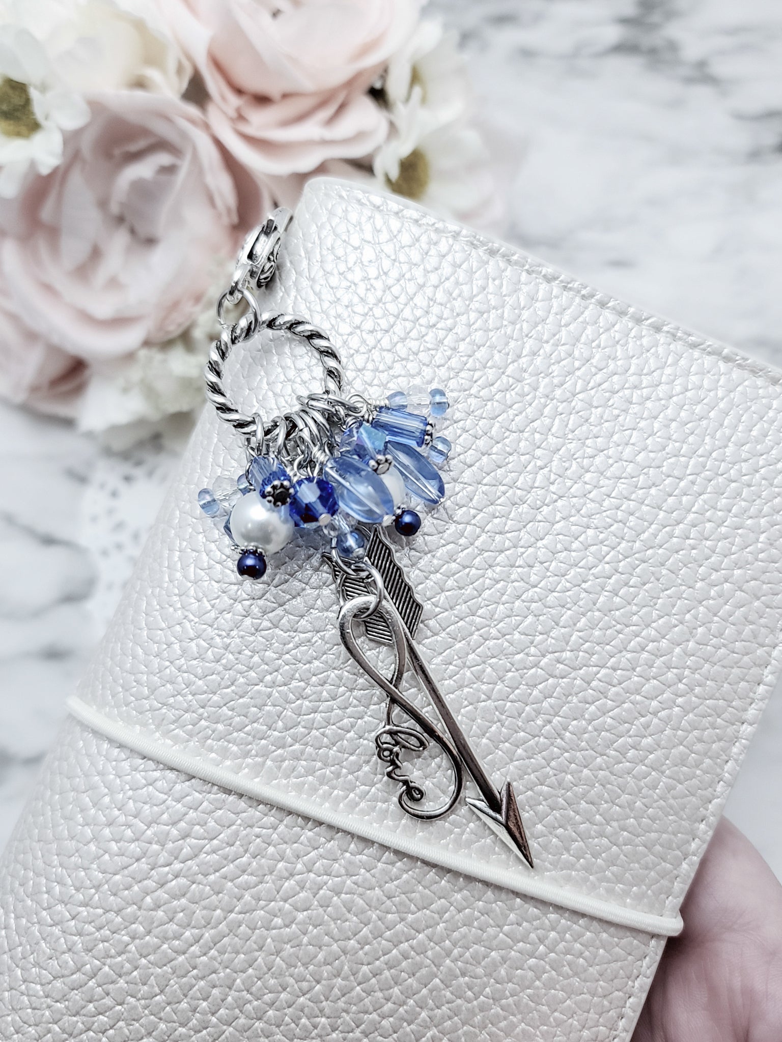 Chunky Dangle - Love (Baby Blue)