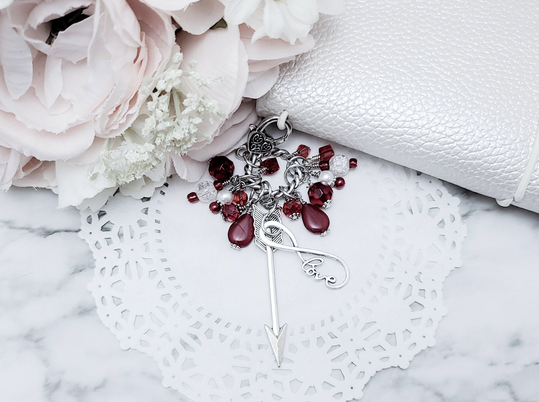 Chunky Dangle - Love (Red)