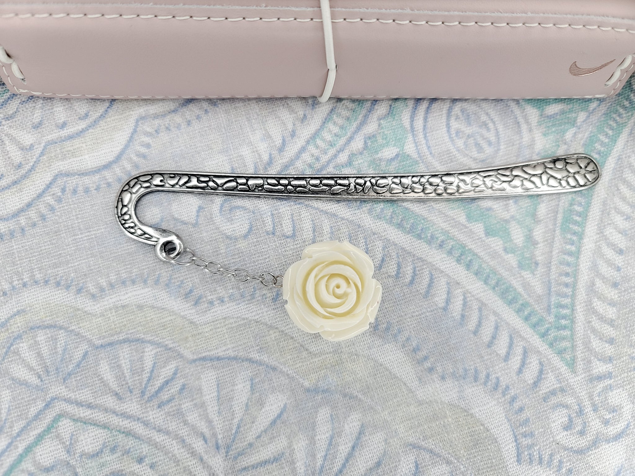 Deluxe Metal Bookmark - Ivory Rose