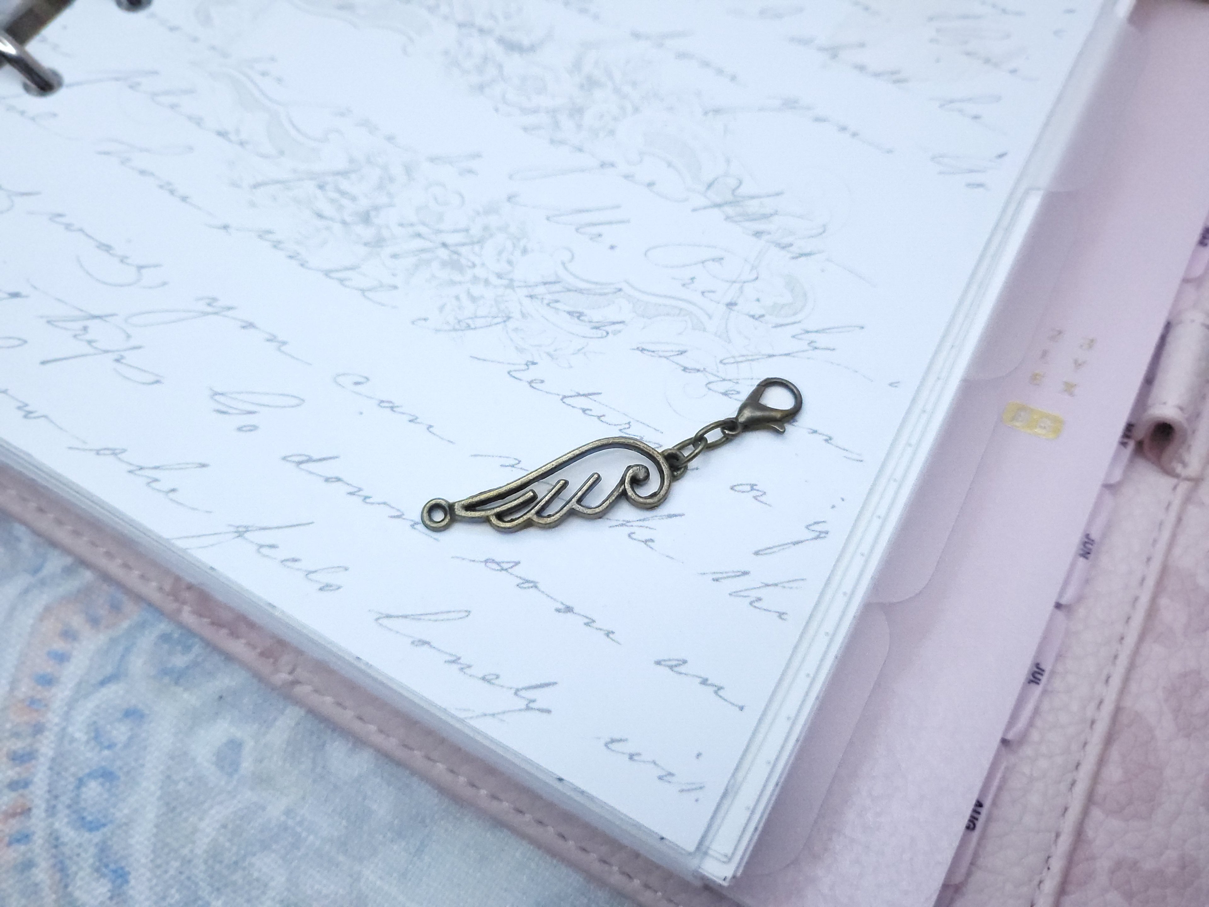 Classic Collection - Bronze Wing