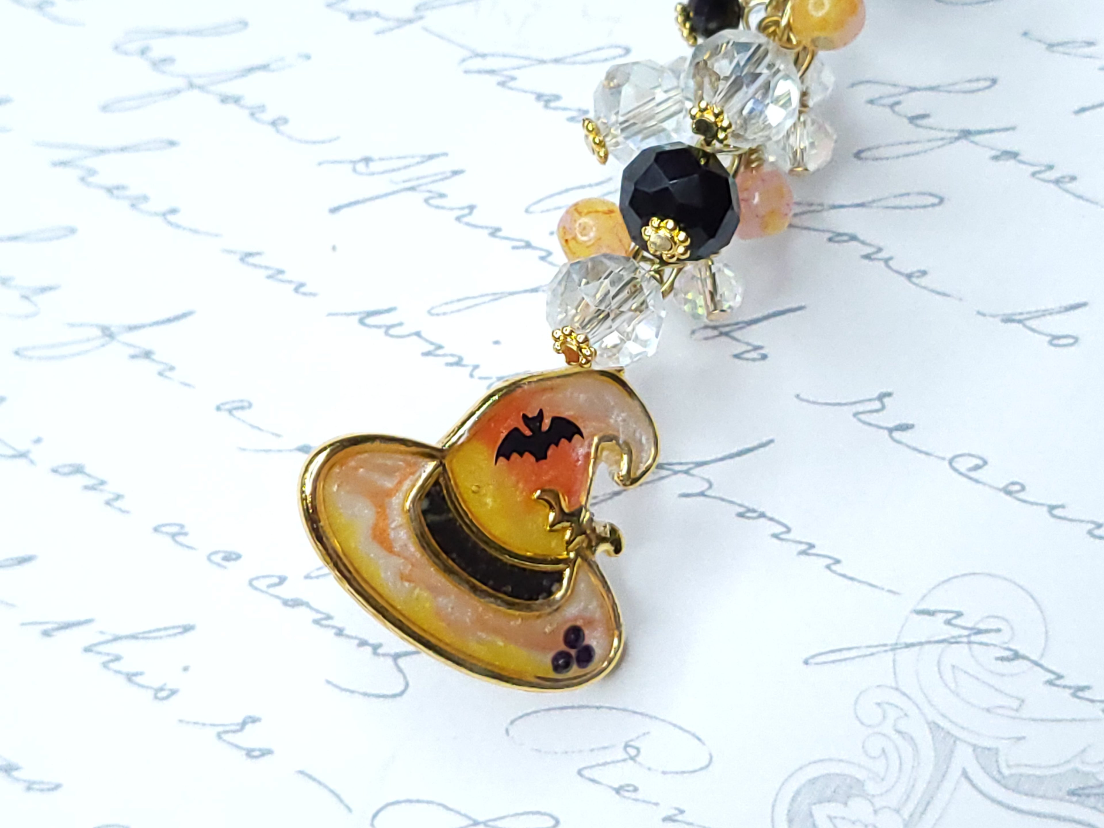 Seasonal Binder Clip - Witch's Hat (Candy Corn)