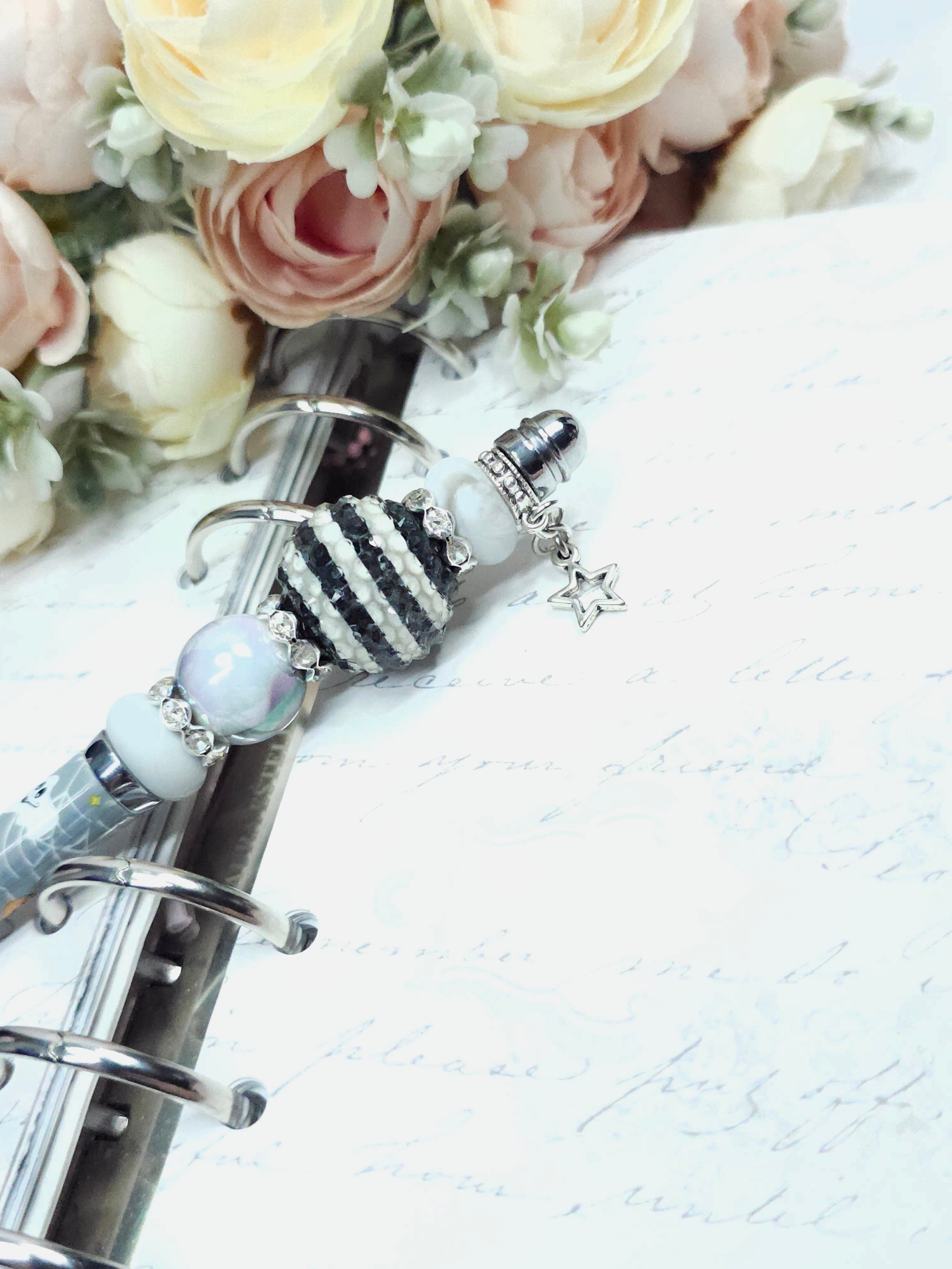 Beaded Pen - Gray Ghosts