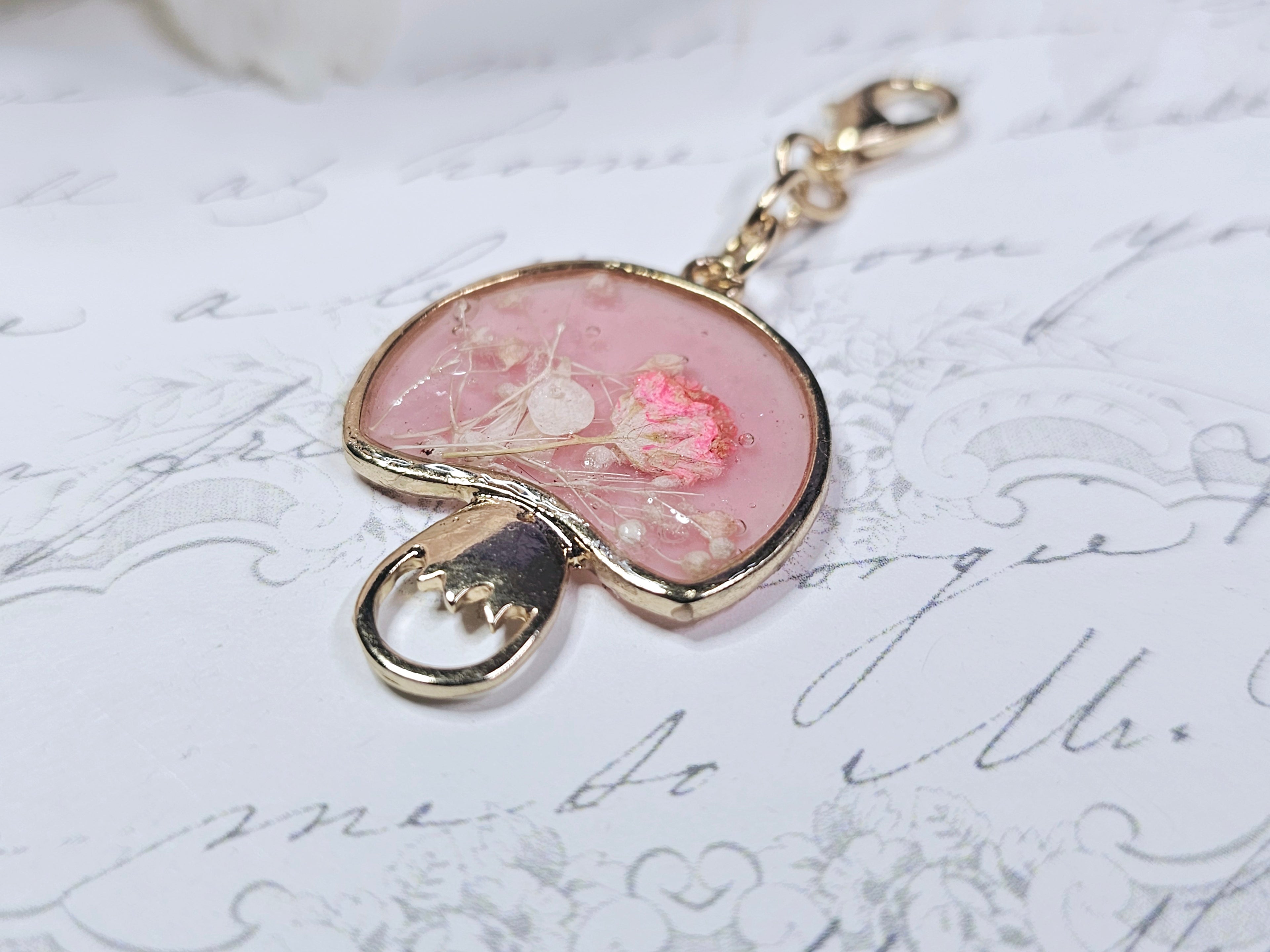Classic Charm - Mushroom Floral