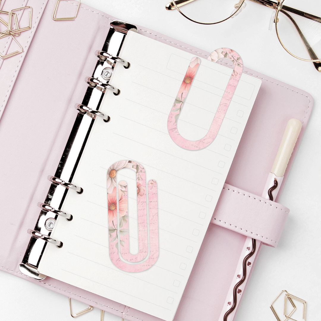 Jumbo Paperclip  - Cottagecore Kitchen