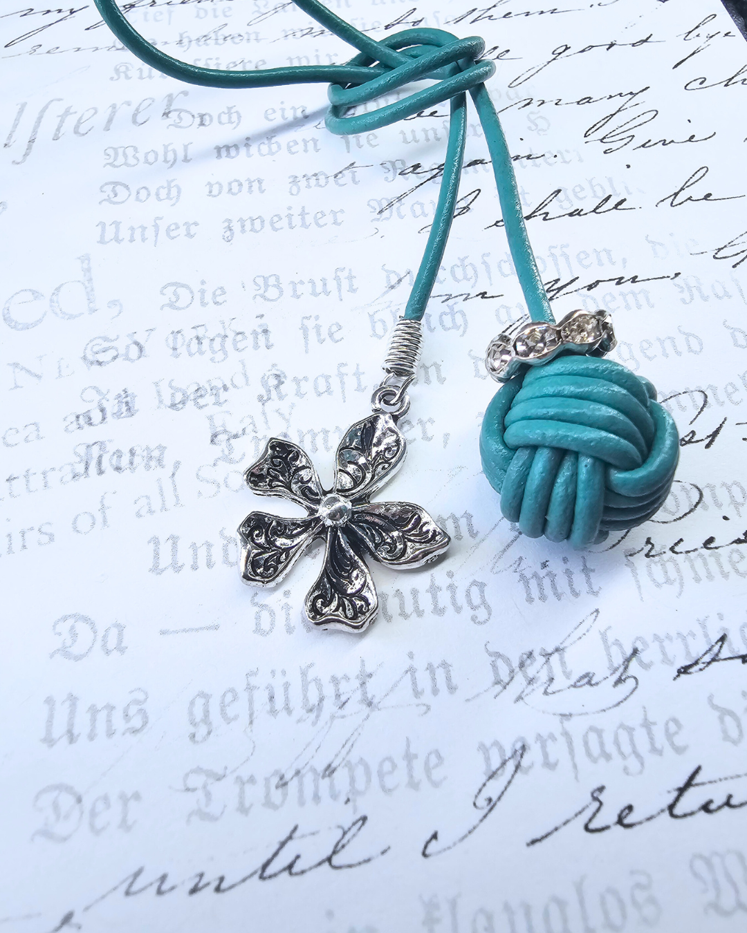 Bookmark  - Flower