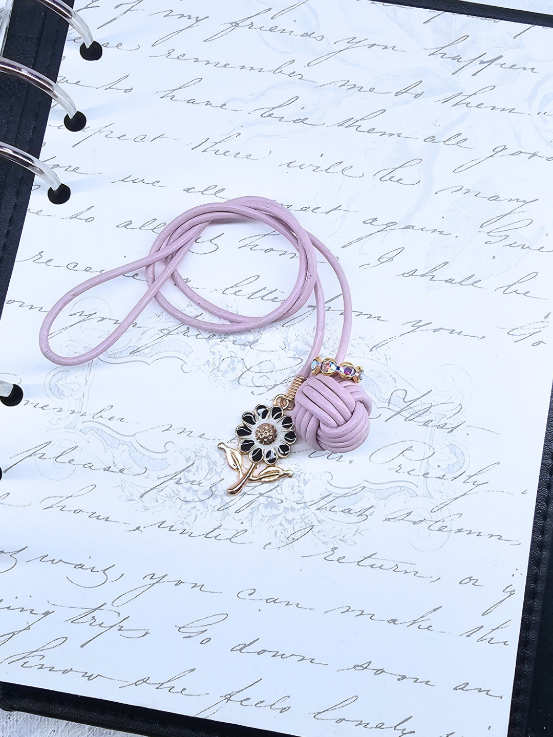 Bookmark  - Black Daisy