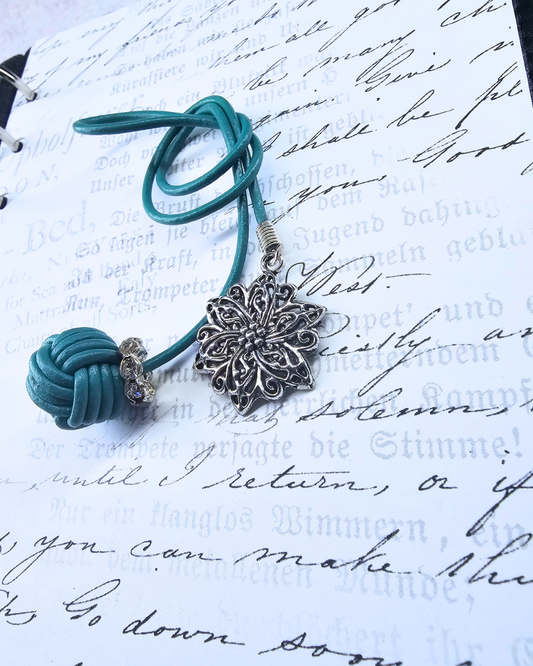 Bookmark  - Snowflake