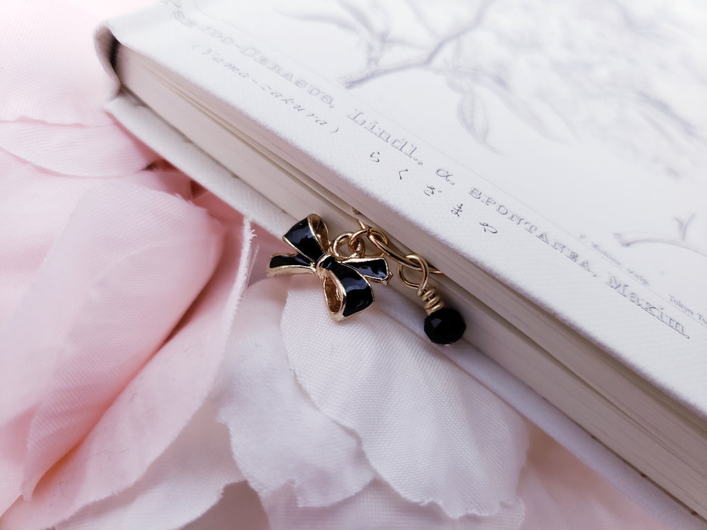 Charmed Paperclip - Black and Gold Bow