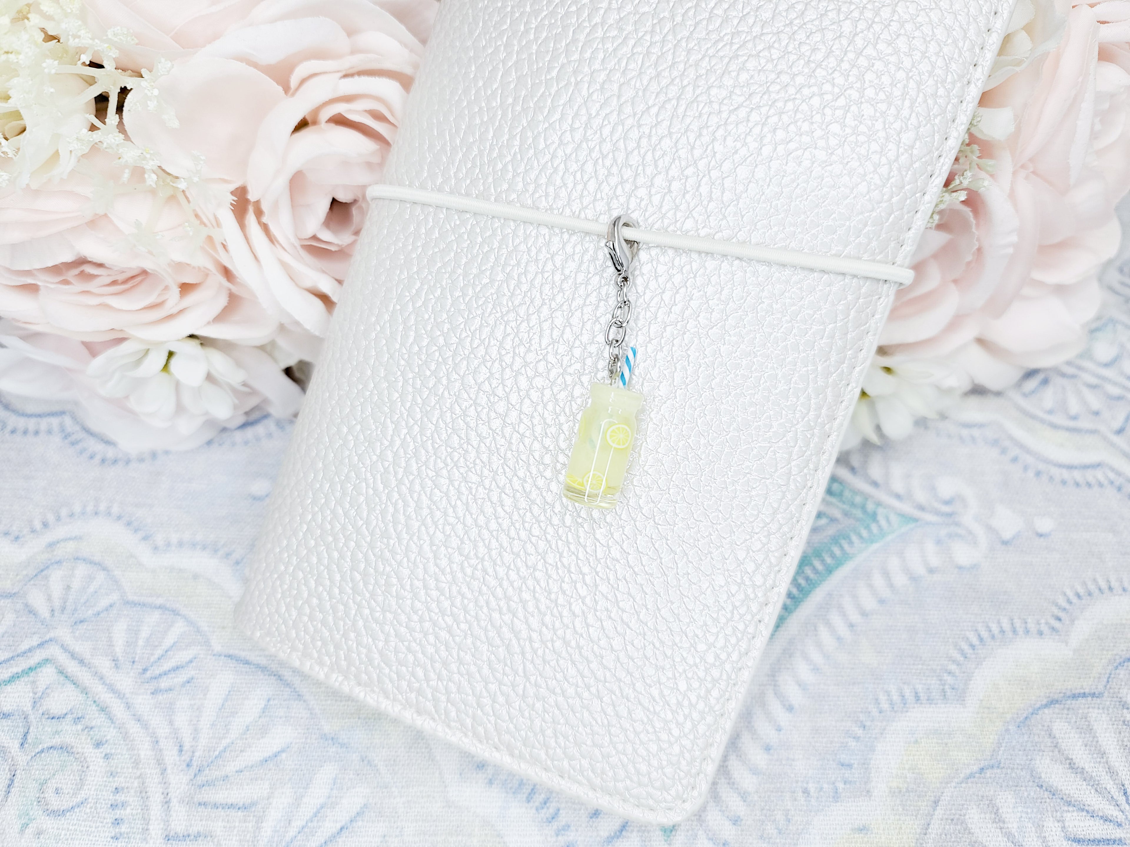 Classic Charm - Lemonade