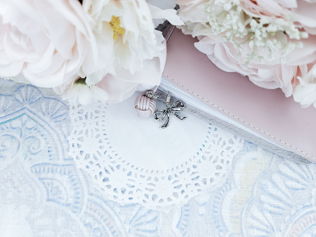 Bookmark  - Silver Bow