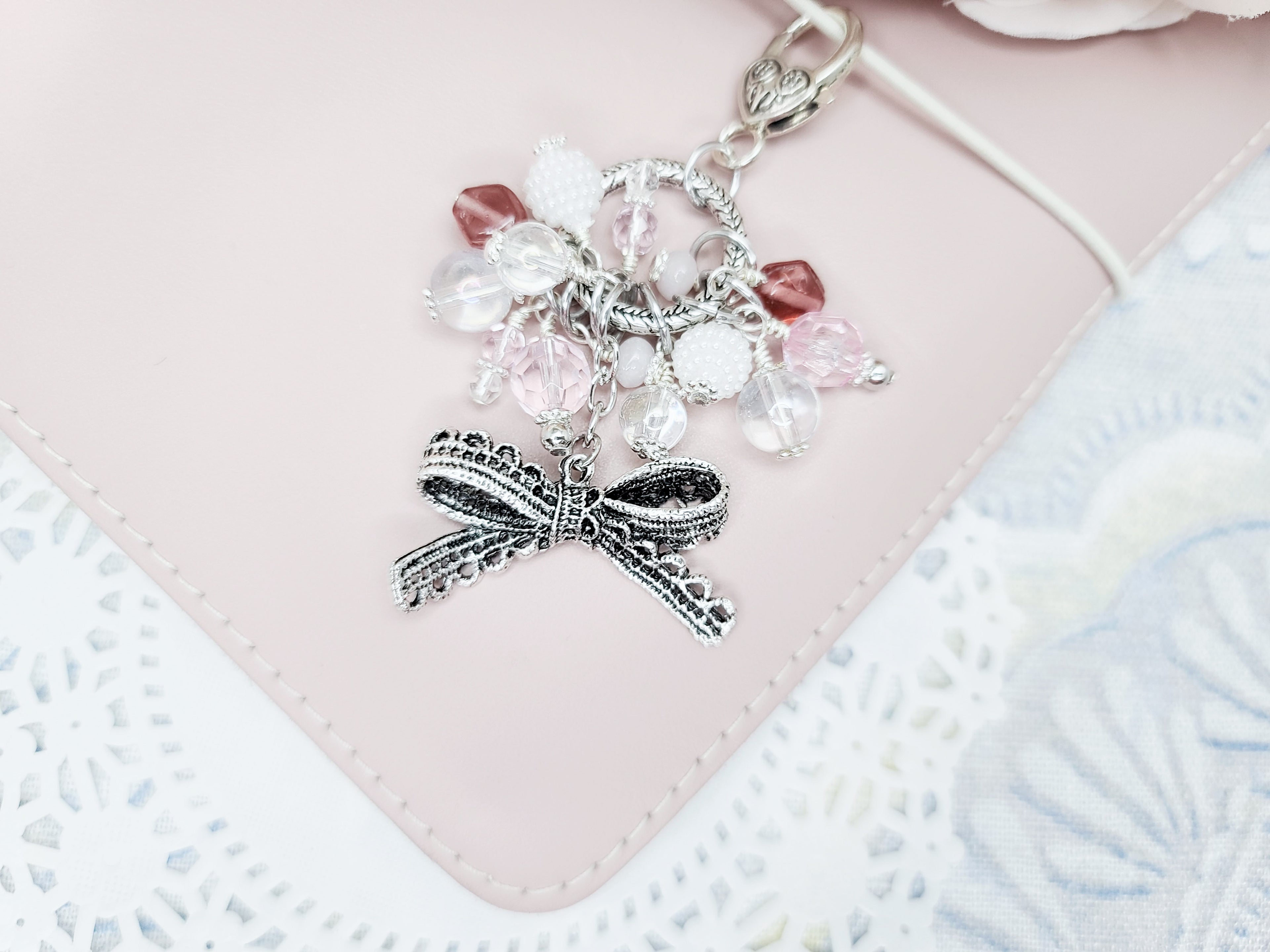 Chunky Dangle - Vintage Bow