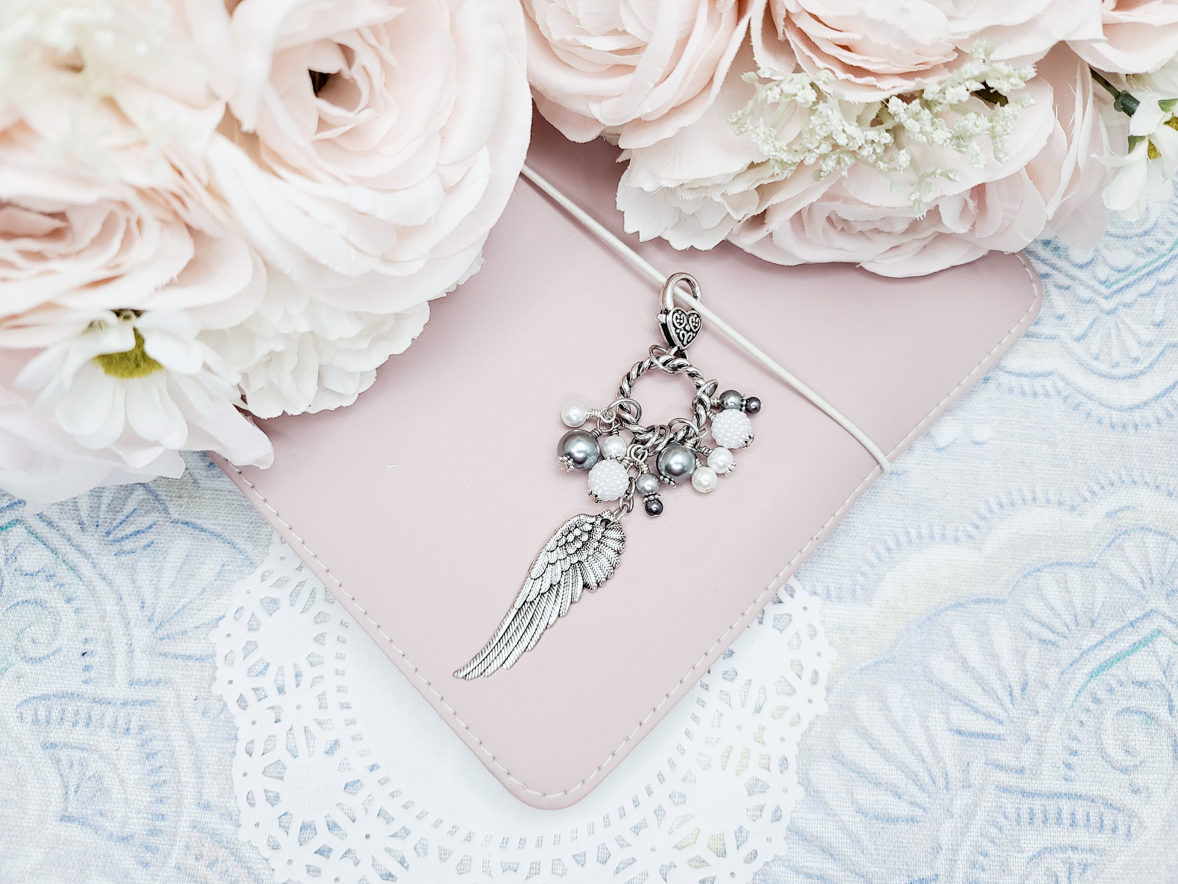 Chunky Dangle - Pearly Wings