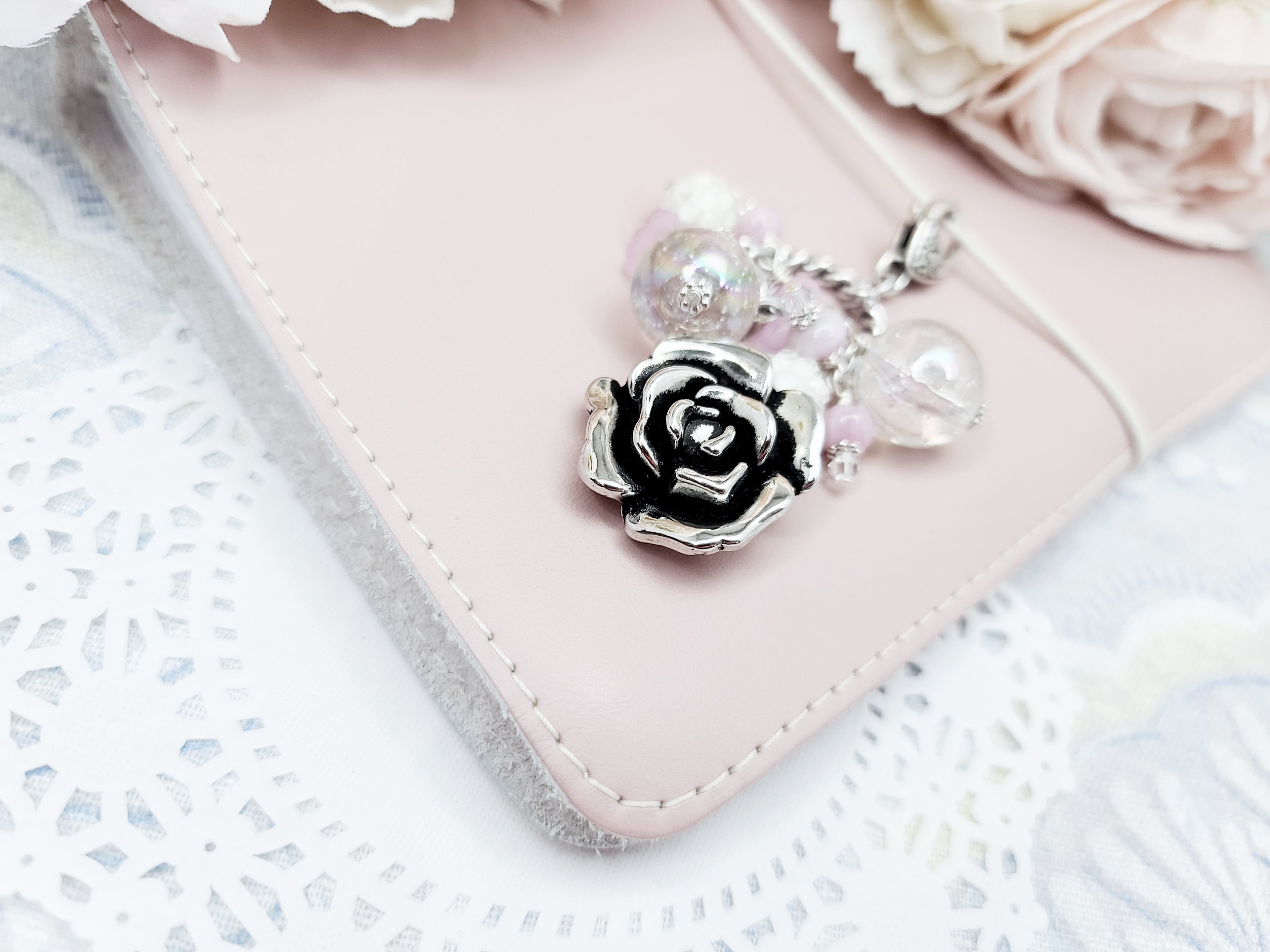 Chunky Dangle - Metallic Rose