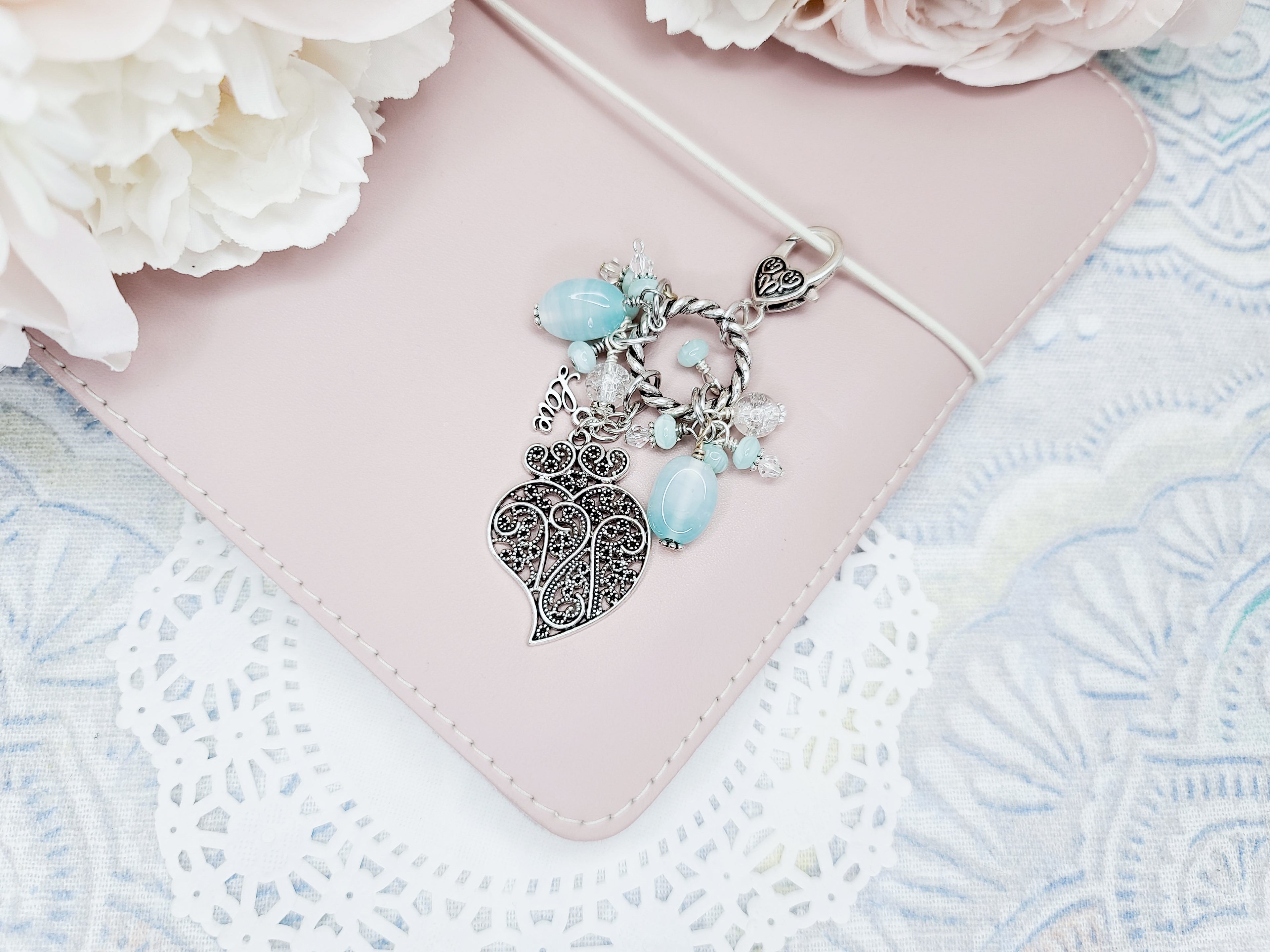 Chunky Dangle - Scroll Heart