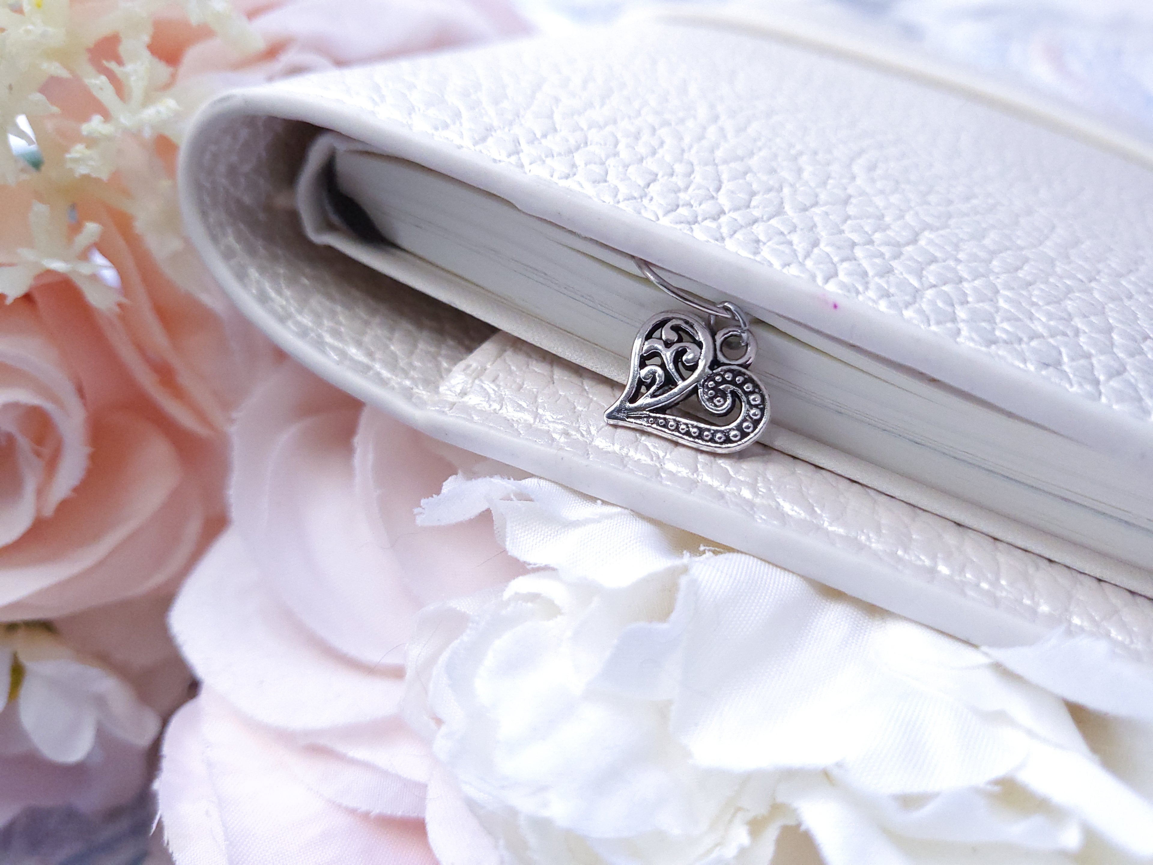 Charmed Paperclip - Scroll Heart