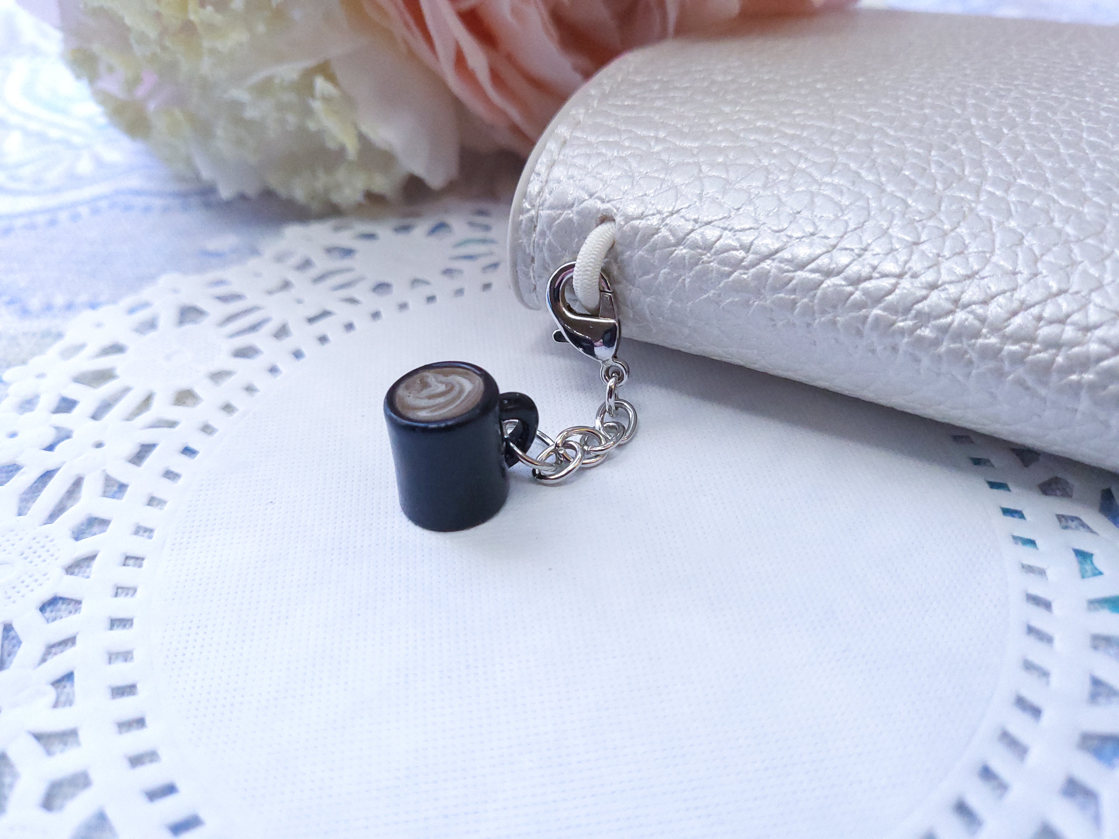 Classic Charm - Coffee