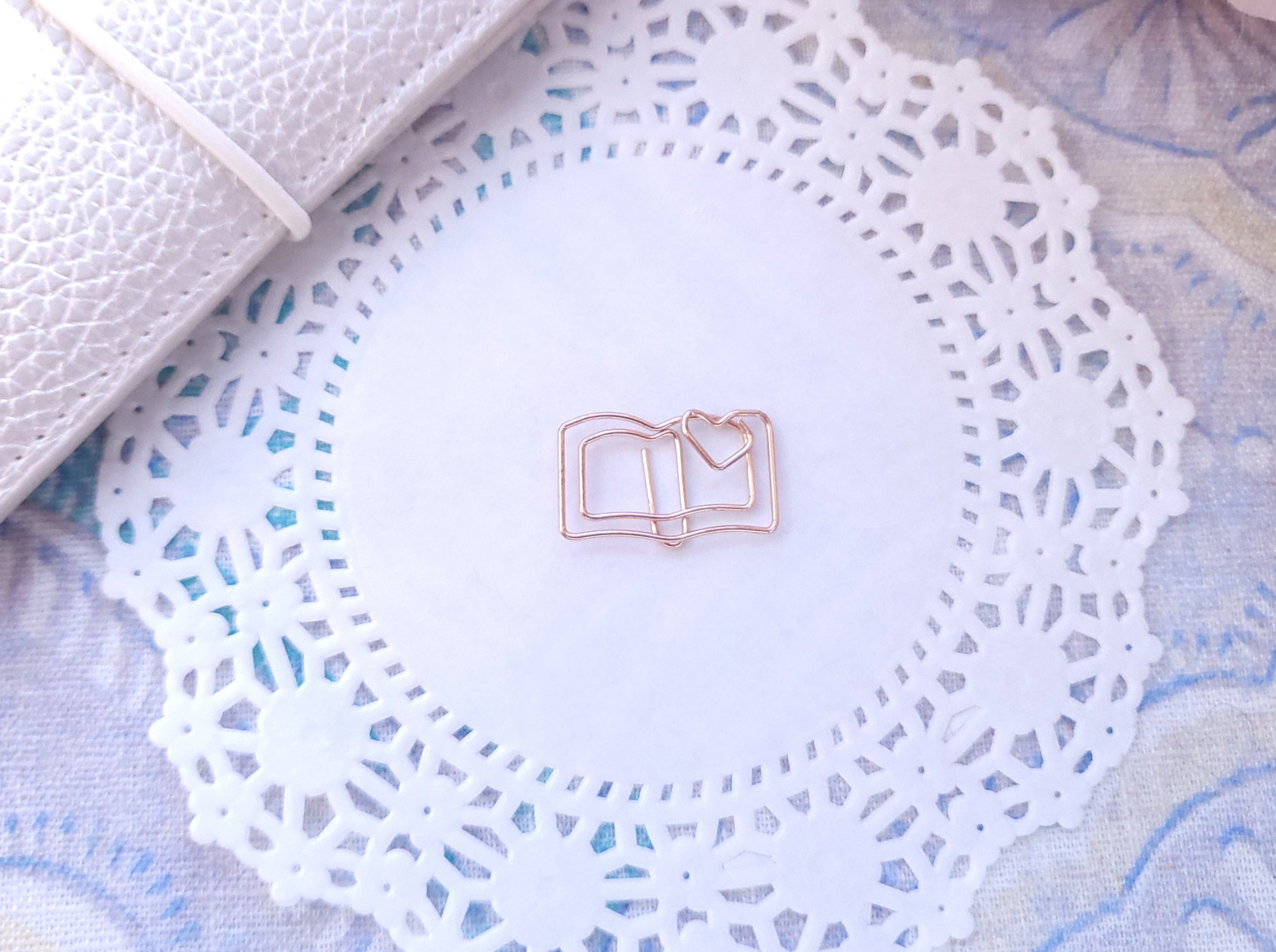 Shaped Paperclips - Book (Rosegold)