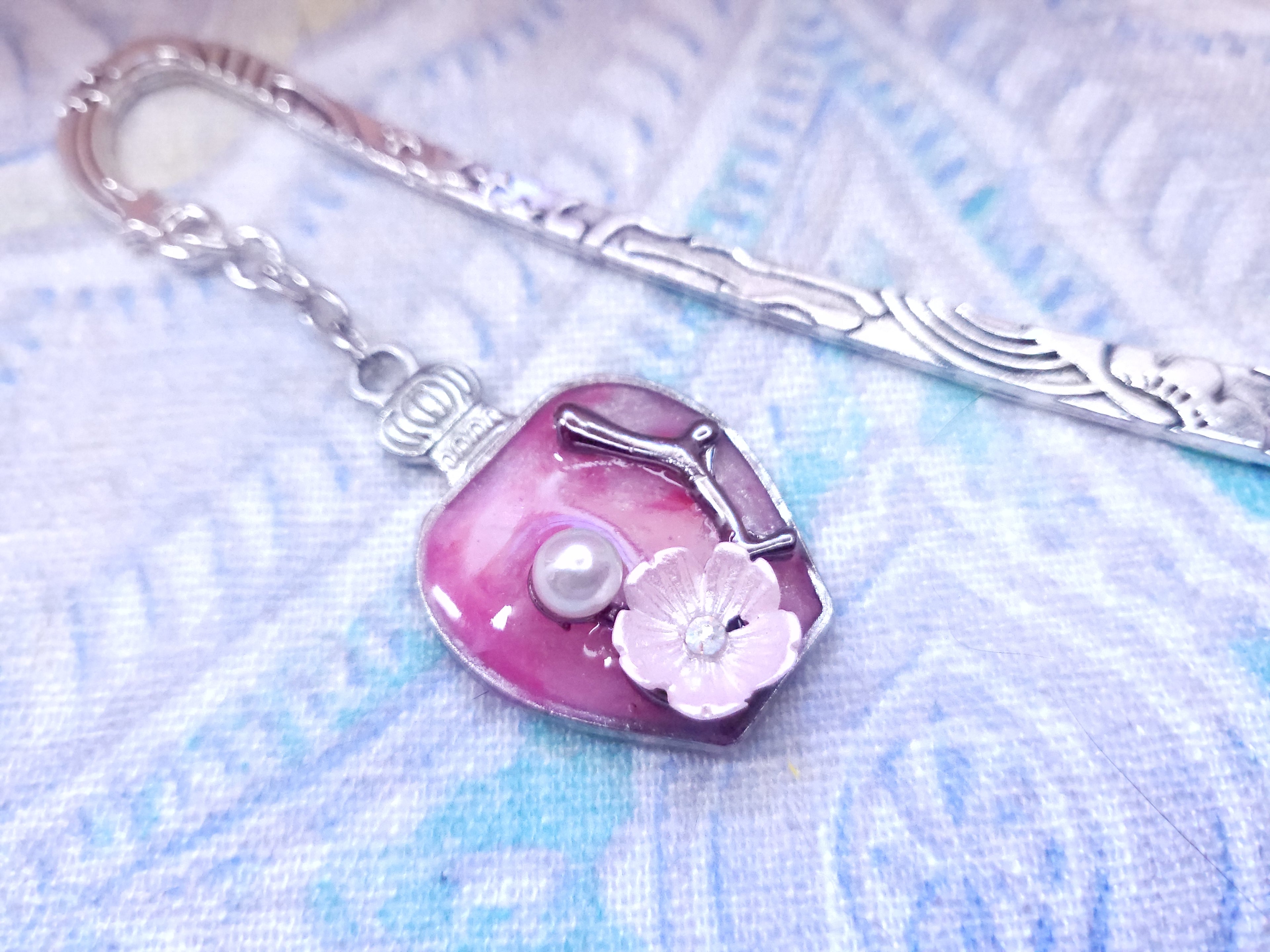 Deluxe Metal Bookmark - Floral Vase