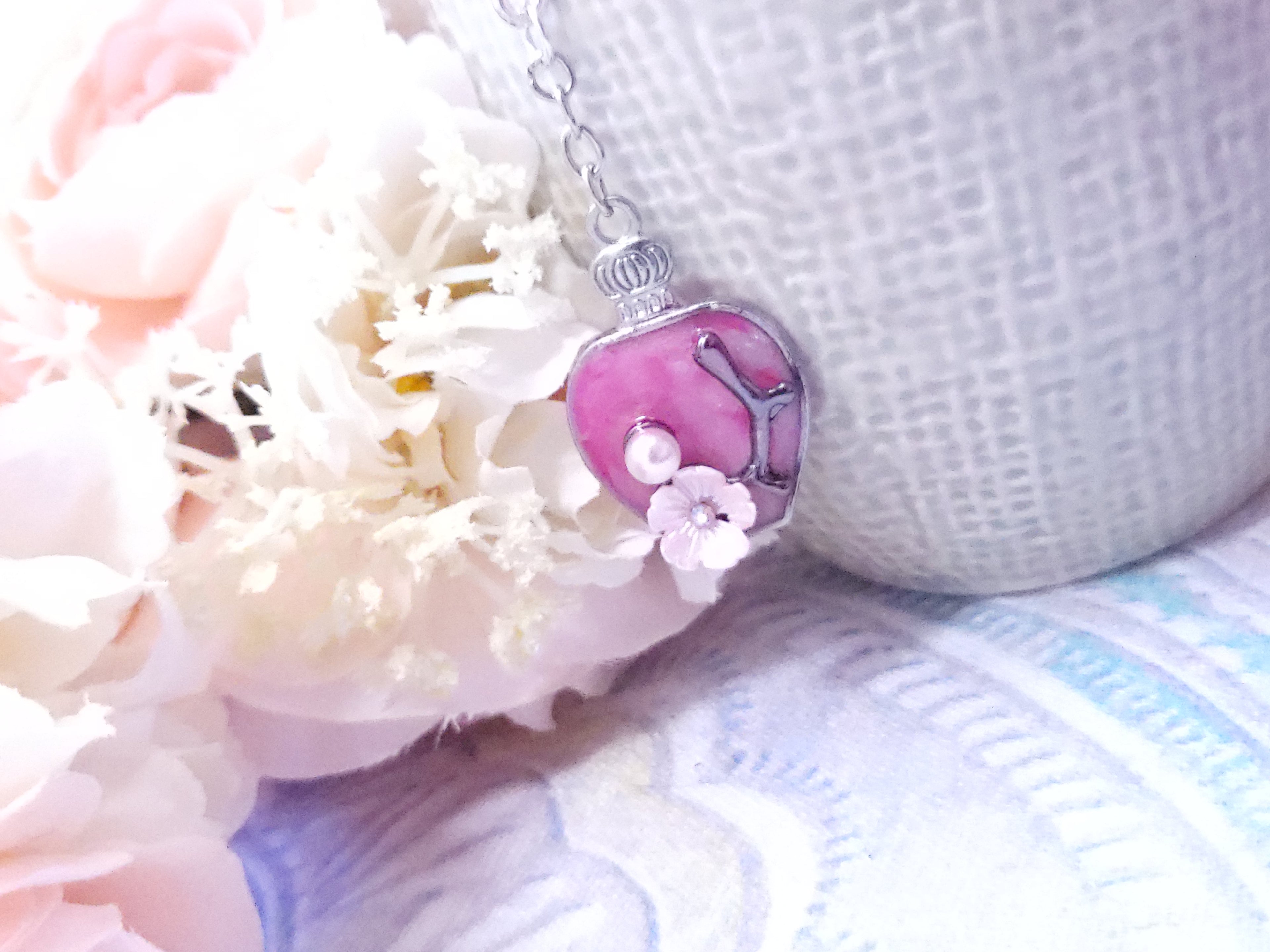 Deluxe Metal Bookmark - Floral Vase