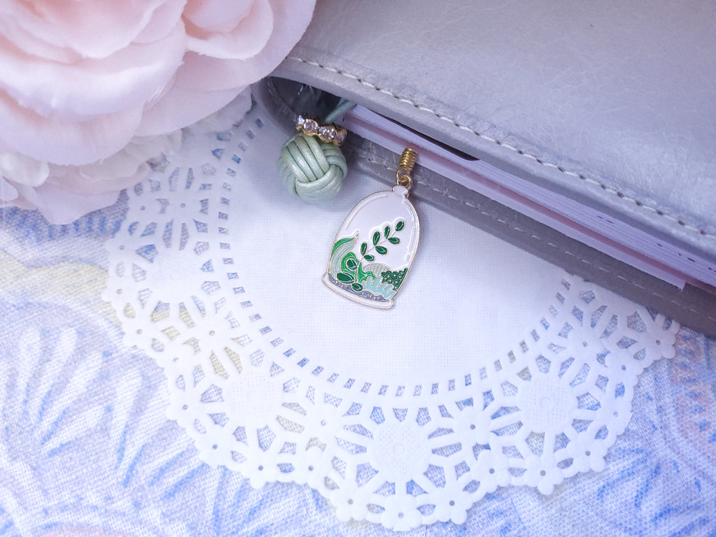 Bookmark  - Succulent Dome