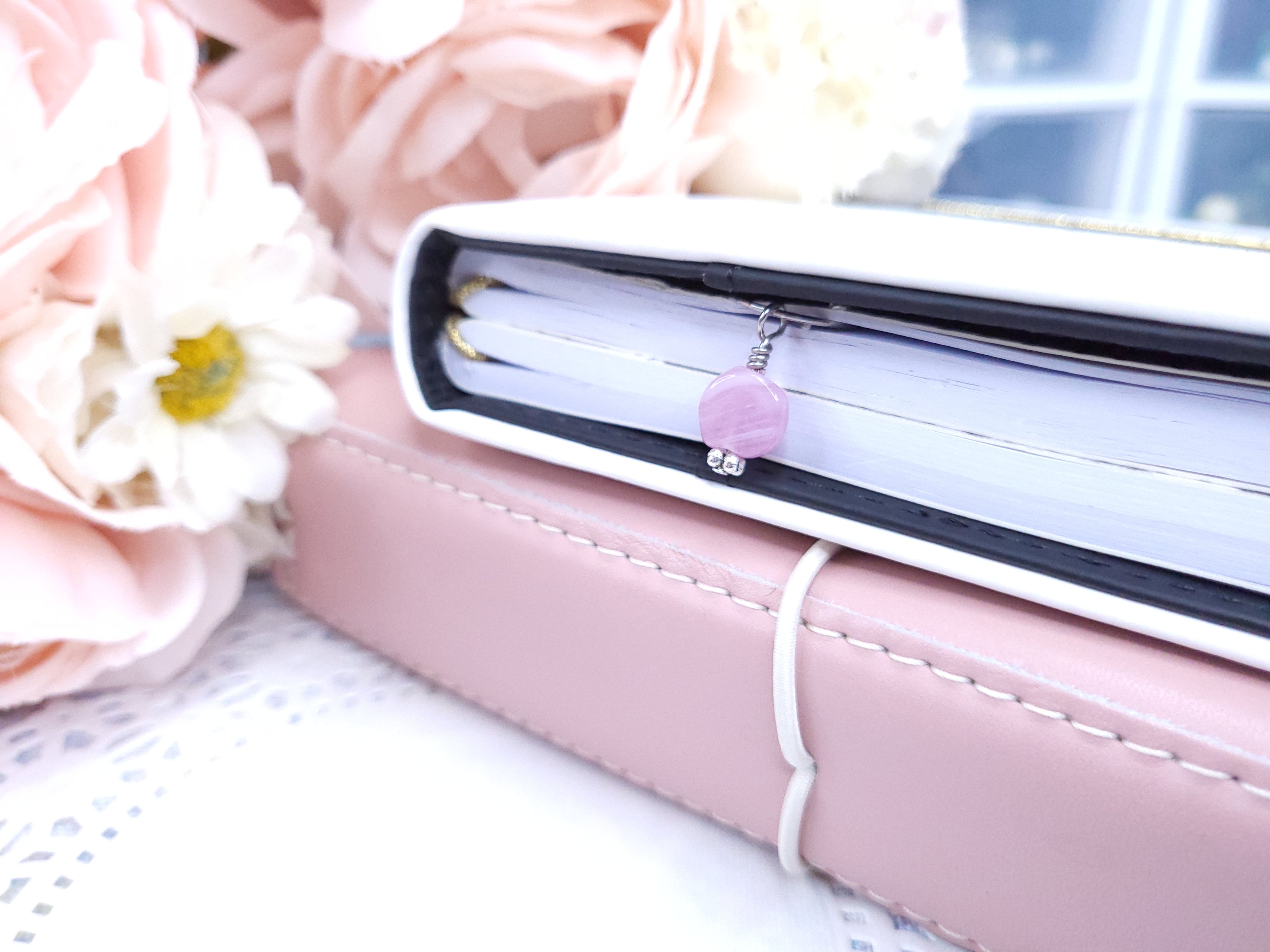 Charmed Paperclip - Pastel Amethyst