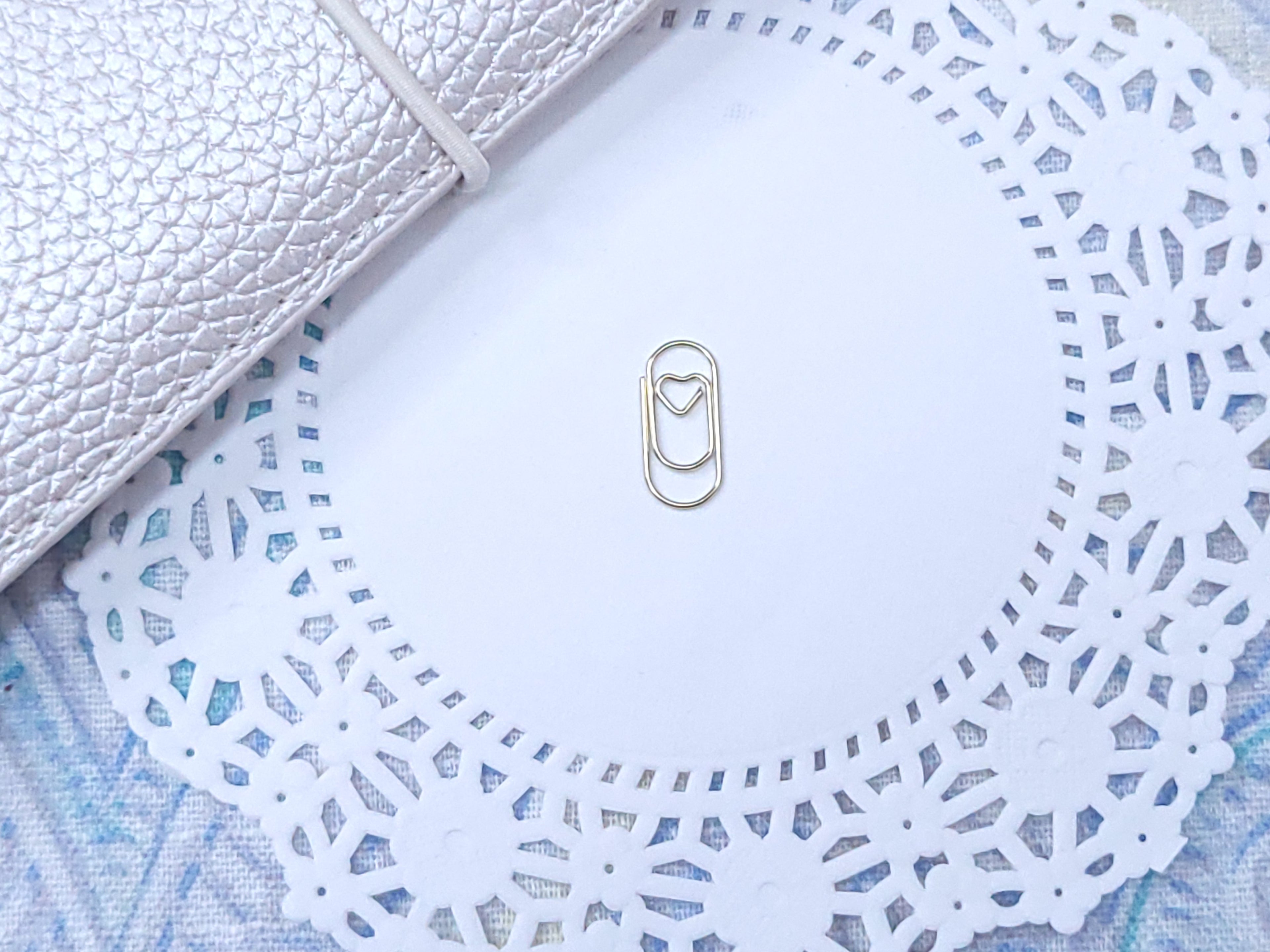 Shaped Paperclips - Tiny Heart (Gold)