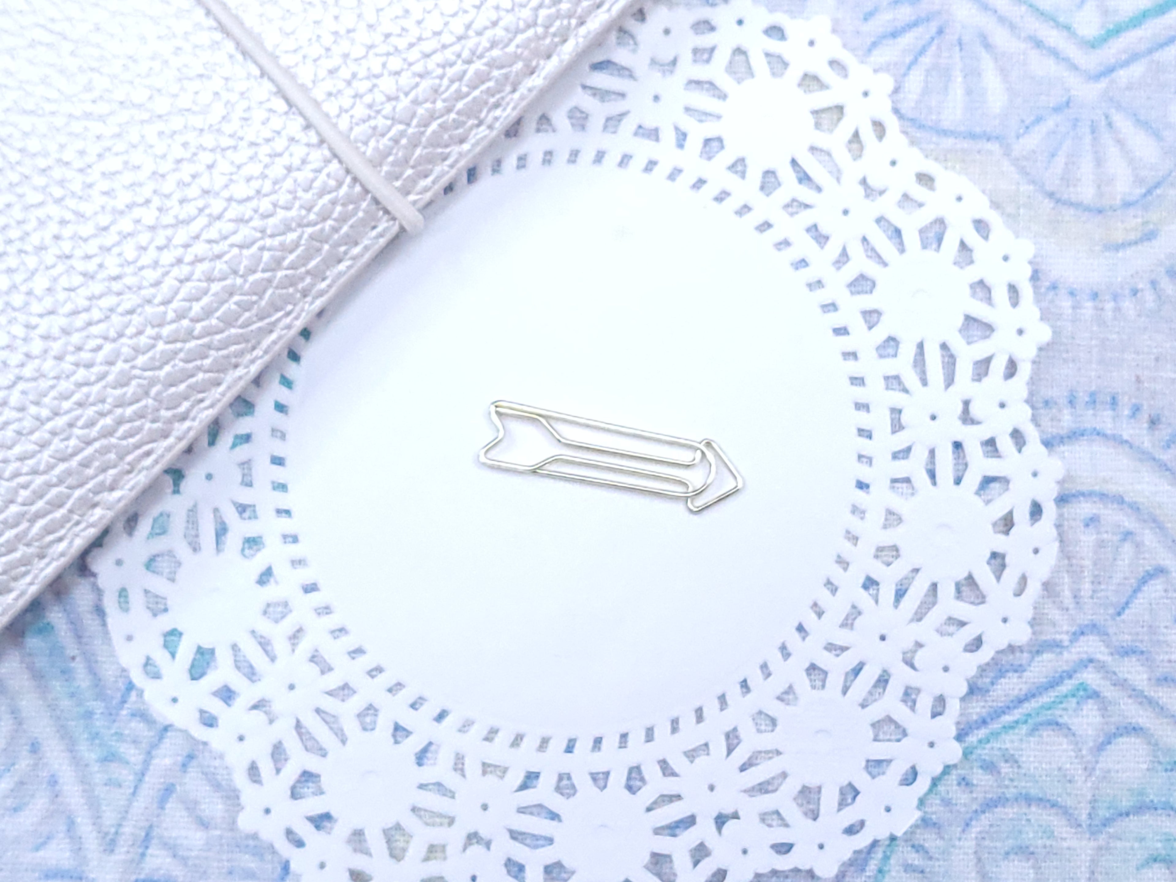 Shaped Paperclips - Arrow