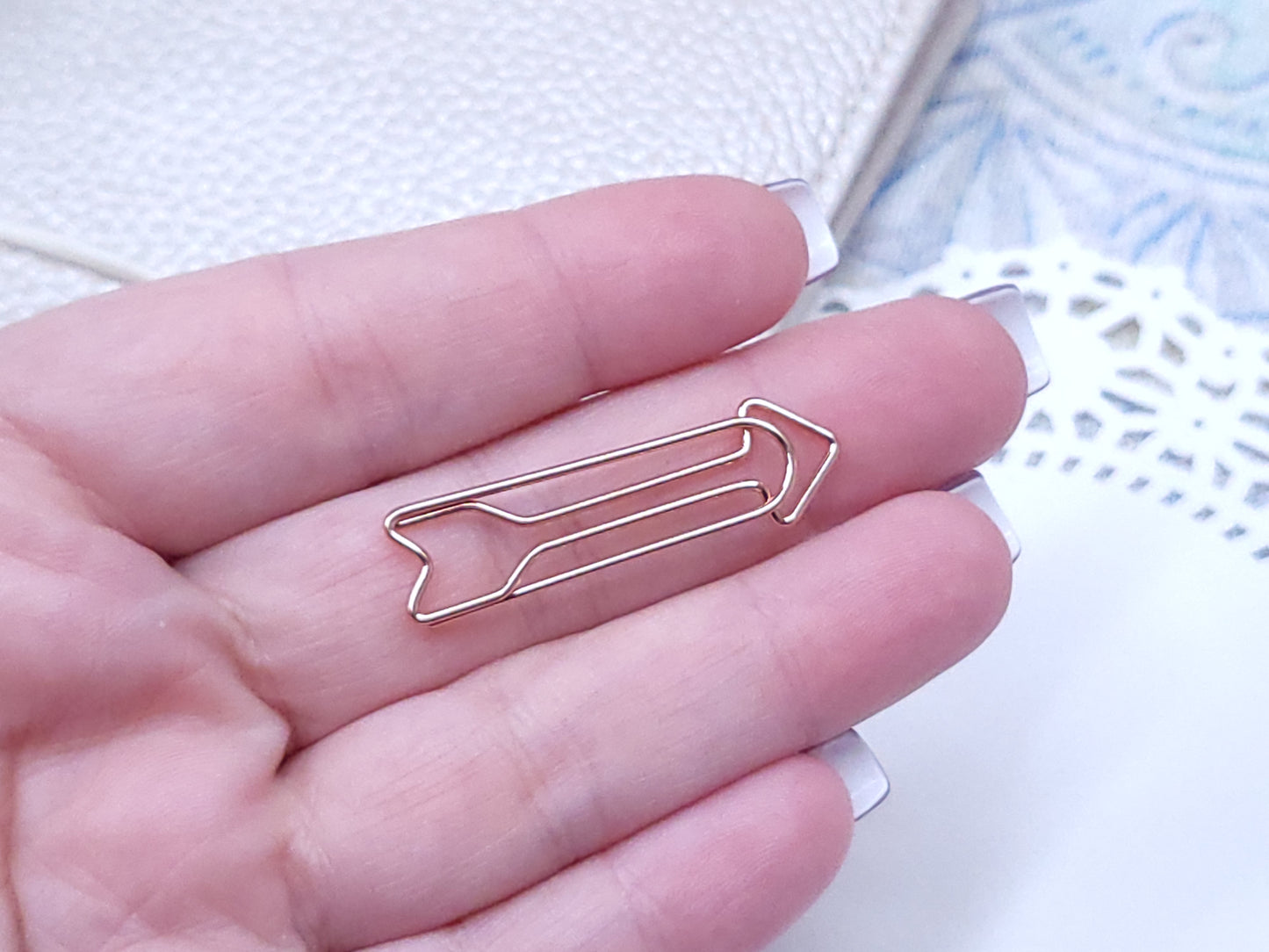 Shaped Paperclips - Arrow