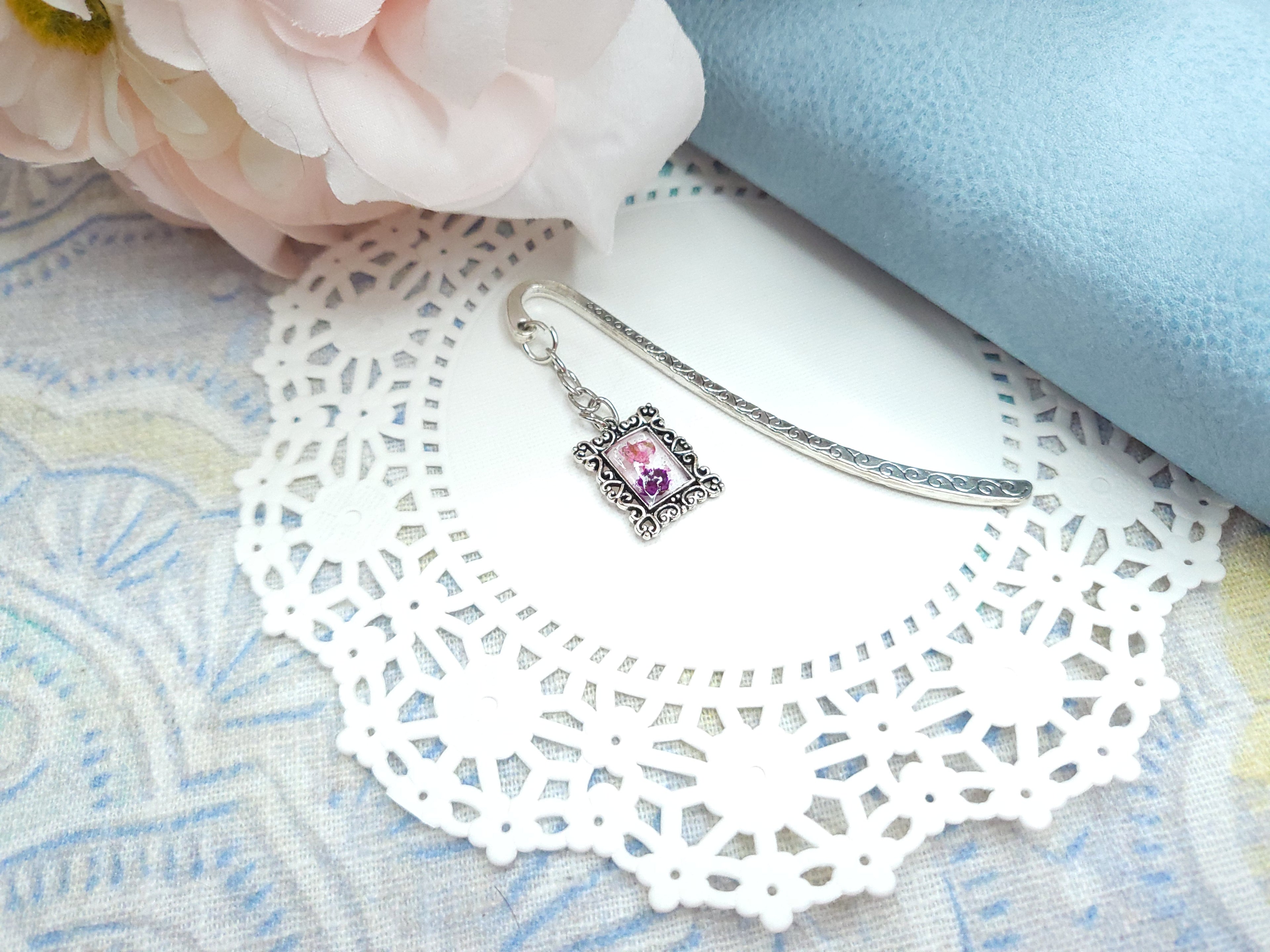 Metal Bookmark - Vintage Floral (Purple)