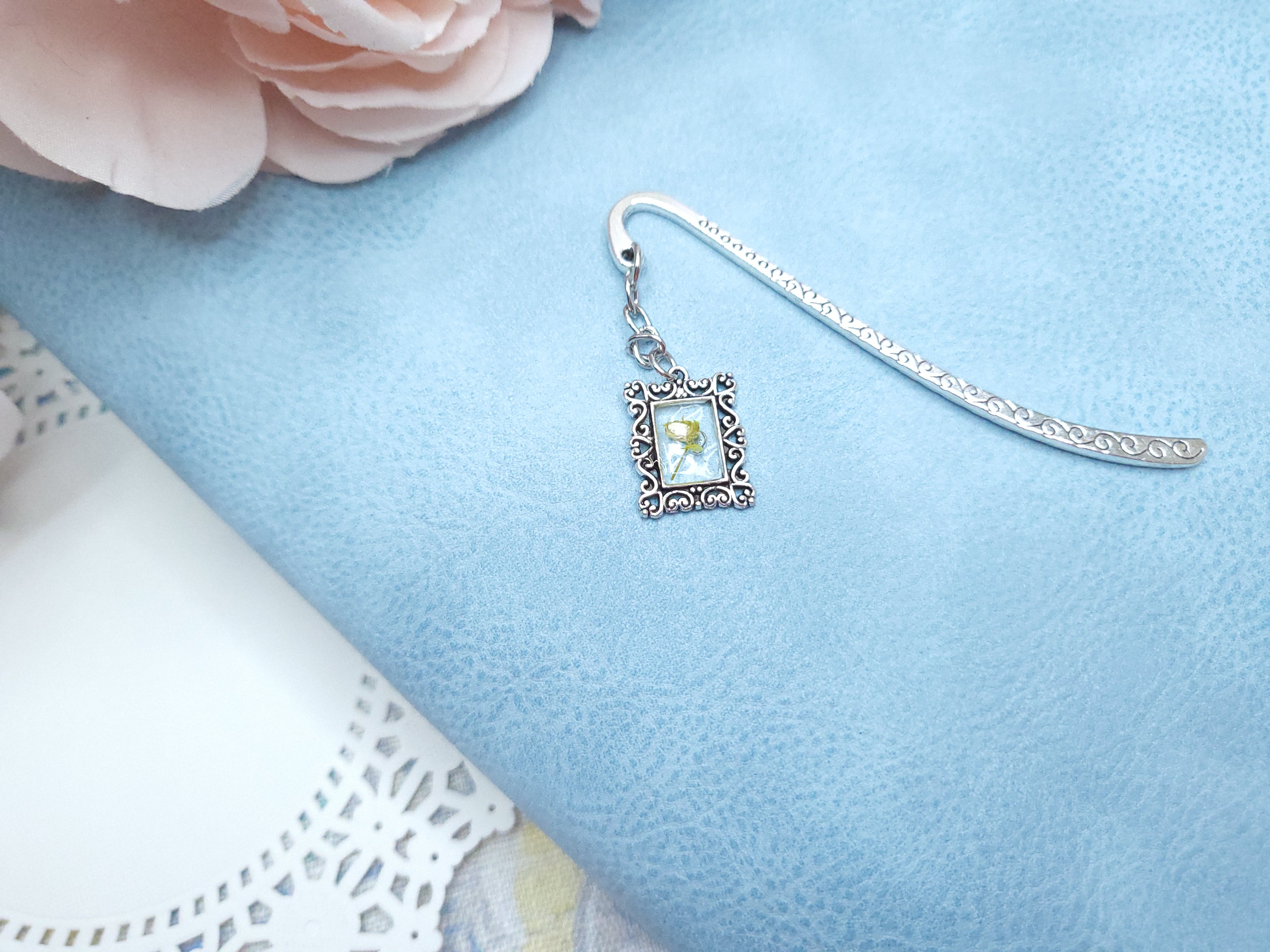 Metal Bookmark - Vintage Floral (Yellow)